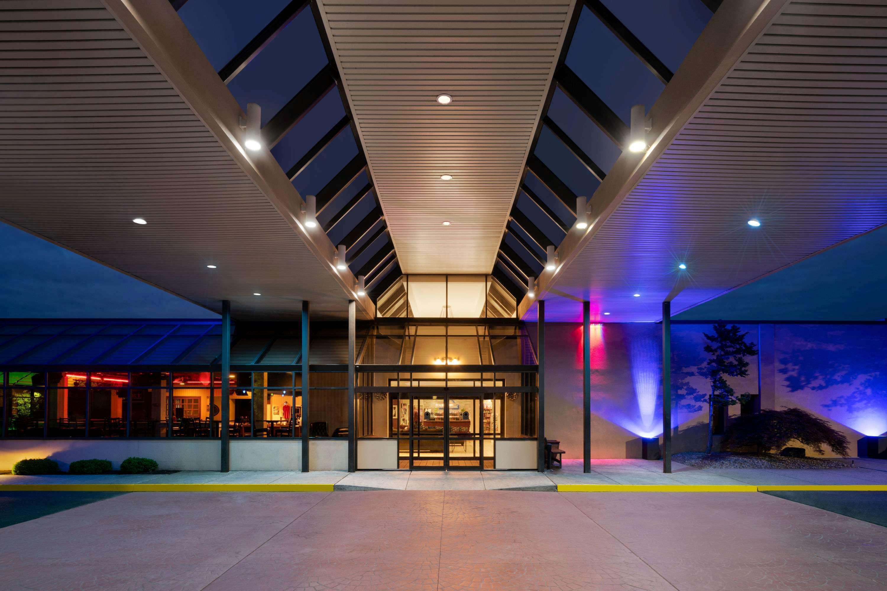 Days Hotel By Wyndham Allentown Airport / Lehigh Valley Exterior photo